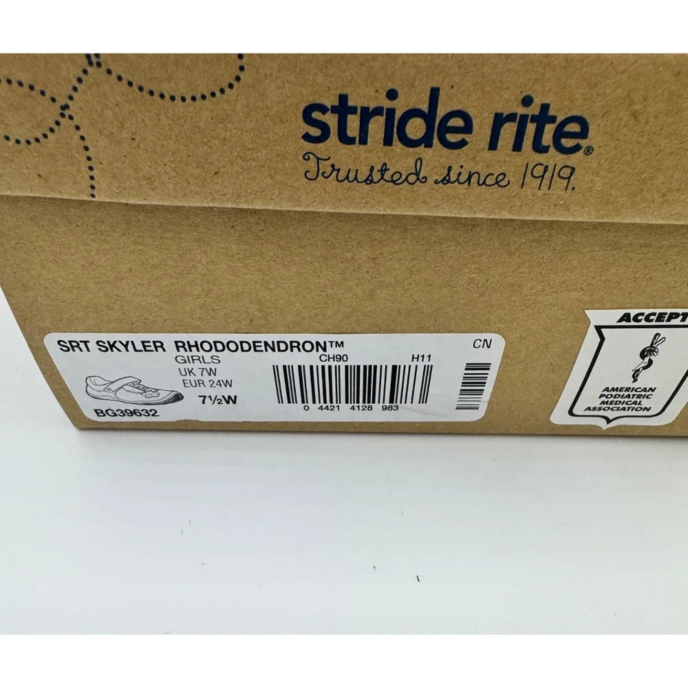 Girls Stride Rite Shoes, Size 7.5 Wide